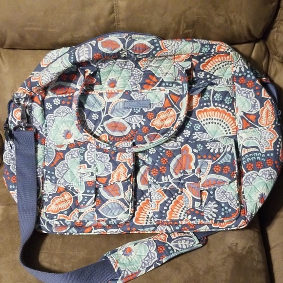 Vera Bradley Handbags - Vera Bradley Grand Cargo